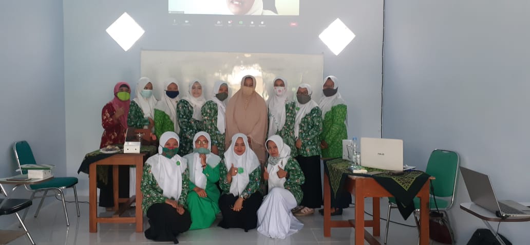 Suasana Diklat Da'i- da'iyah PC Fatayat NU Ponorogo