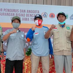 Fungsionaris LPBI NU Ponorogo sesaat setelah mengikuti rakor Forum Penanggulangan Resiko Bencana (FPRB) Provinsi Jawa Timur di Batu (21-11)