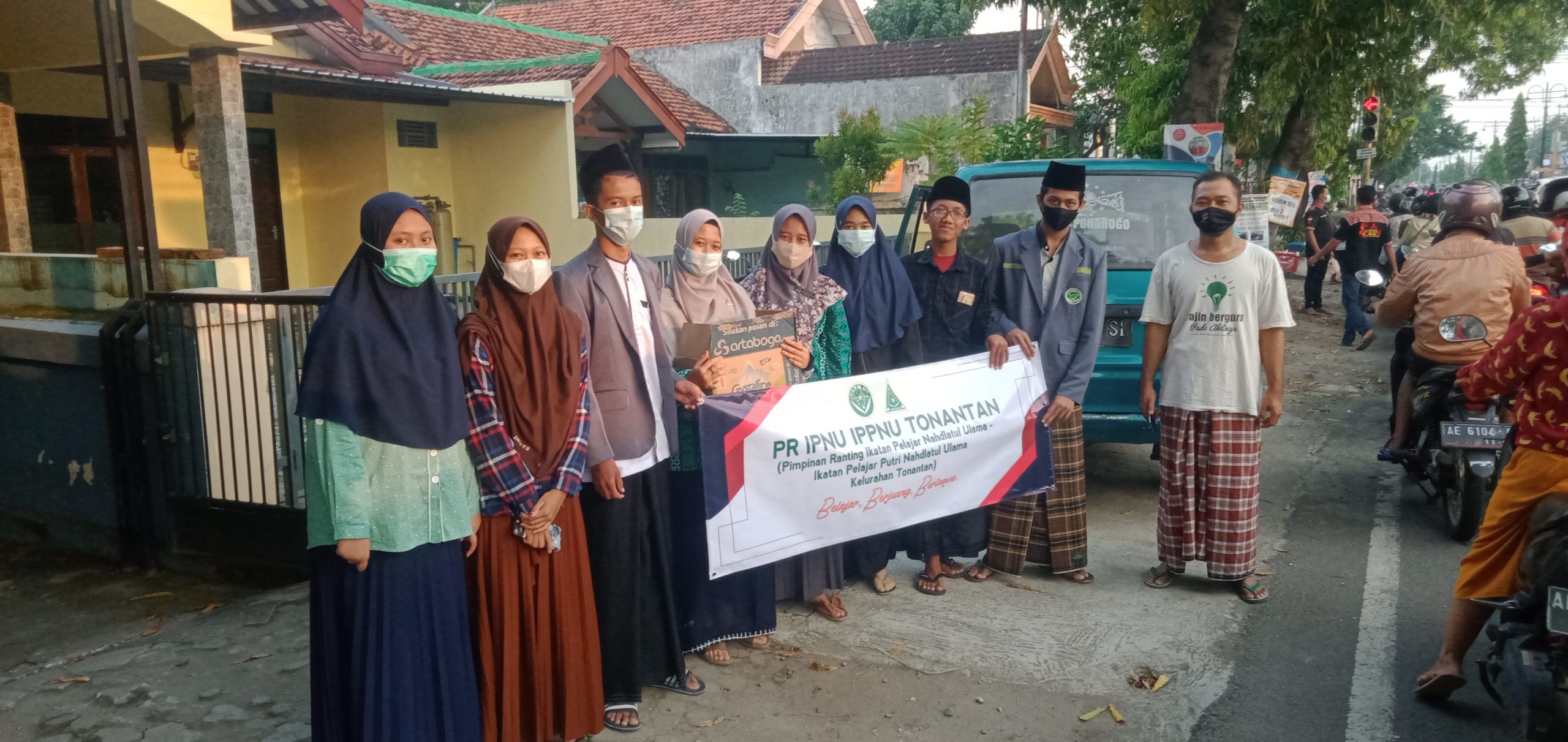 Persiapan pemberangkatan pembagian takjil