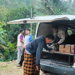 CBPKPP bersama LPBI NU saat turunkan bantuan kemanusiaan untuk korban musibah kebakaran rumah warga desa Wagir Kidul Kec.Pulung Ponorogo