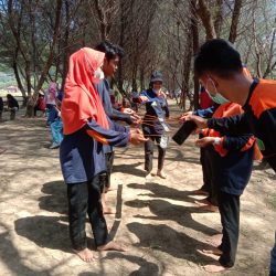 DKAC CBP dan KPP Sampung, ber Halal BI halal yang dikemas outbond di pantai Teleng Ria Pacitan