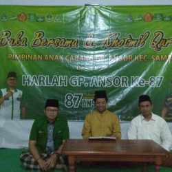 Puncak kegiatan Khotmil Qur'an di kantor MWC NU Sambit.